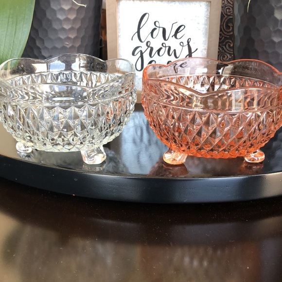 2pc Set Crystal Bowls for snacks, salads! Holds 2 1/2 cups. Like New Condition! - Picture 1 of 8